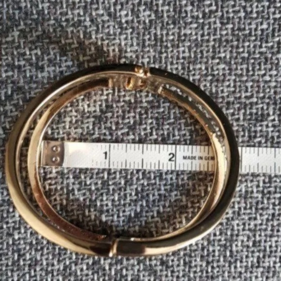 Banana Republic gold and rhinestone cuff bracelet - Picture 5 of 5